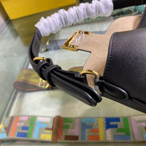 F**di small croissant