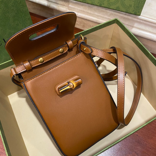 G*u*i bamboo mini handbag