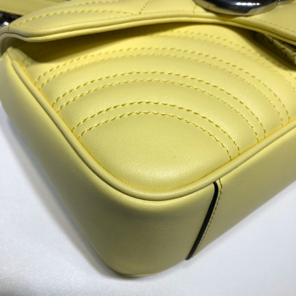 G*u*i gg marmont 22cm