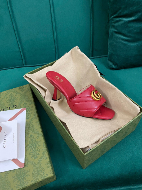 G*u*i double g slide sandal