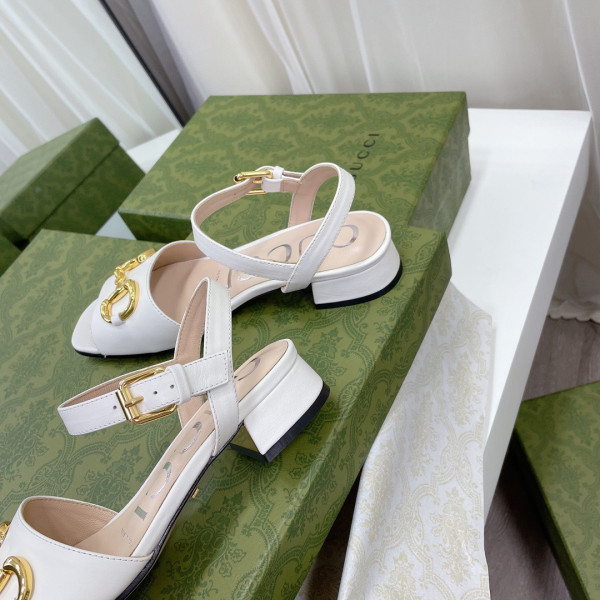 G*u*i baby mystic horsebit sandals