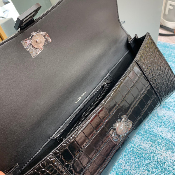 Ba*len*cia*ga  hourglass stretched top handle bag