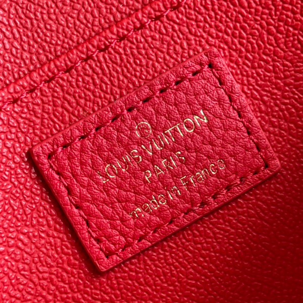 l0*is V*t0n cosmetic pouch pm-19*12*6cm