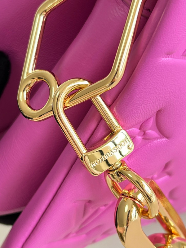 l0*is V*t0n coussin bb