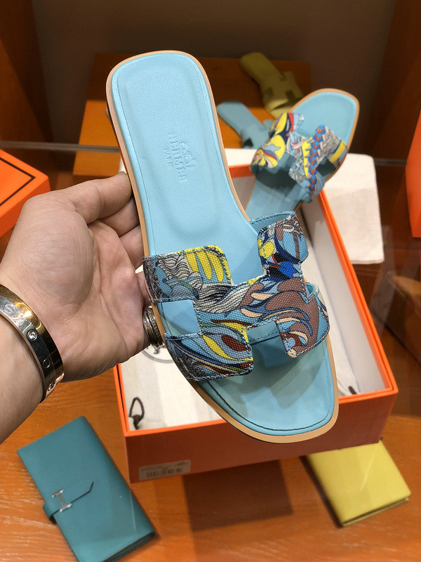 H**mes sandal