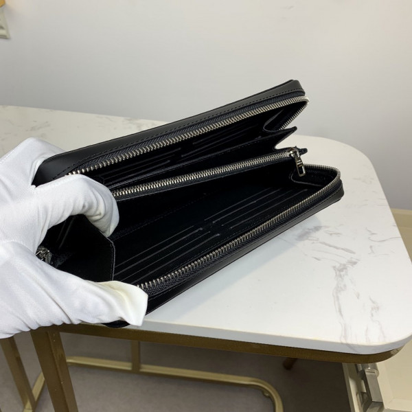 l0*is V*t0n zippy xl wallet