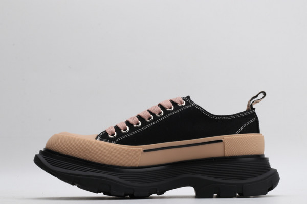 ale*d*r M*Q*en tread slick lace up