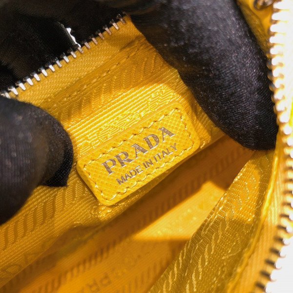 Pra*a re-edition 2005 nylon shoulder bag