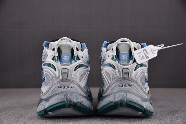 Ba*len*cia*ga runner