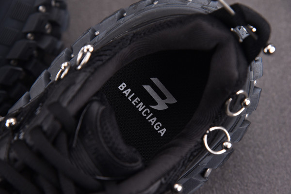 Ba*len*cia*ga ddfender