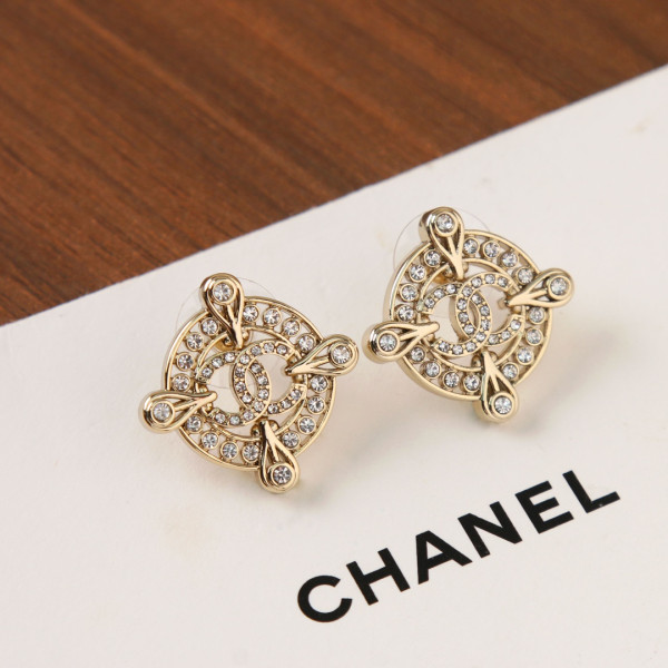 CL EARRINGS