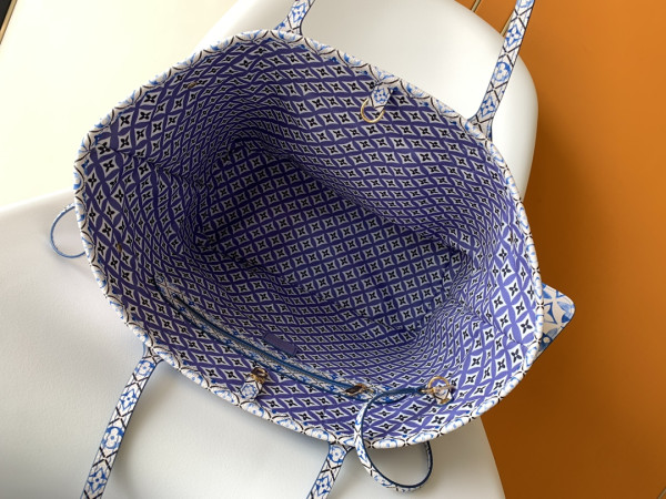 l0*is V*t0n neverfull mm