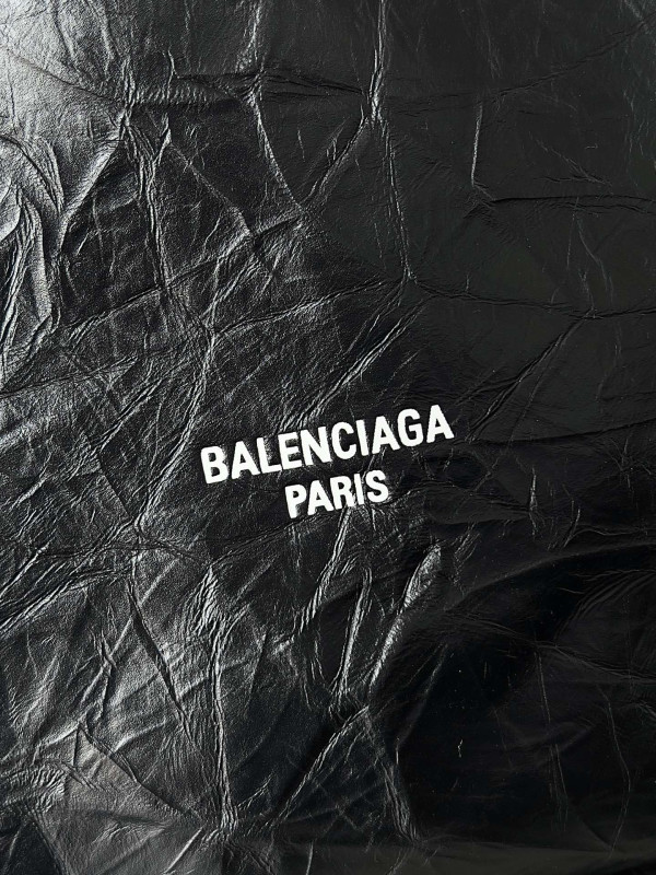 Ba*len*cia*ga crush tote-23.9*25.9*9.9cm