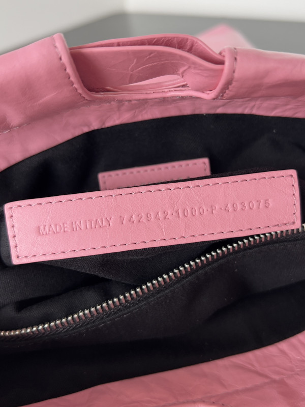 Ba*len*cia*ga crush tote-23.9*25.9*9.9cm