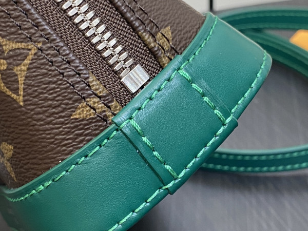 l0*is V*t0n nano alma-18*12*8cm