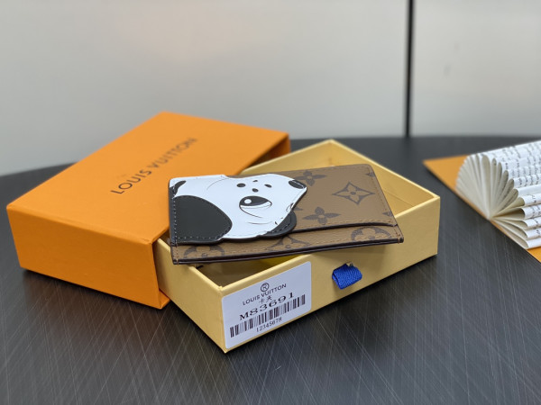 l0*is V*t0n card holder-11*7*0.5cm