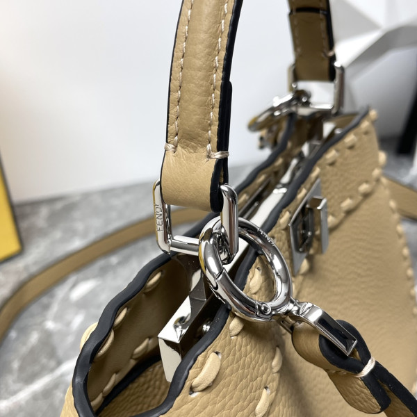 F**di peekaboo iseeu petite-20x11x15cm