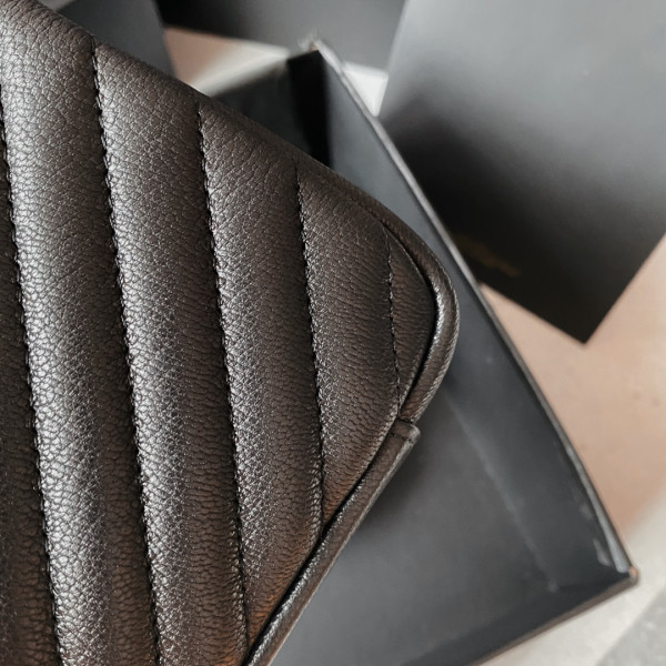 Y*L medium leather shoulder bag-24*17*6.5cm