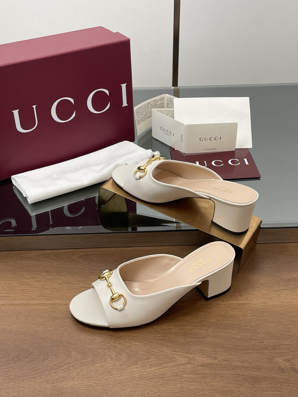 G*u*i horsebit slide