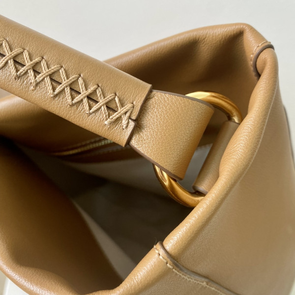 Pra*a large leather shoulder bag