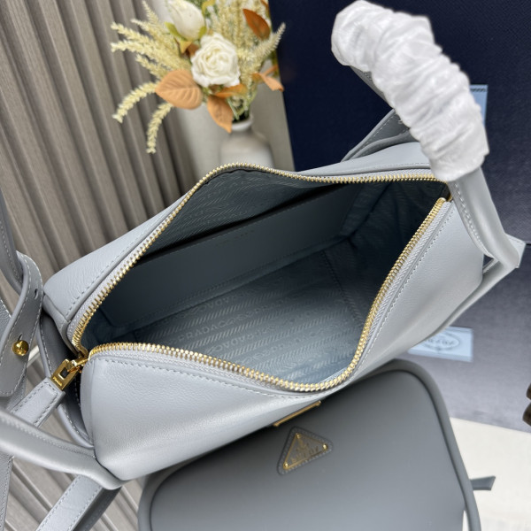 Pra*a darling leather handbag