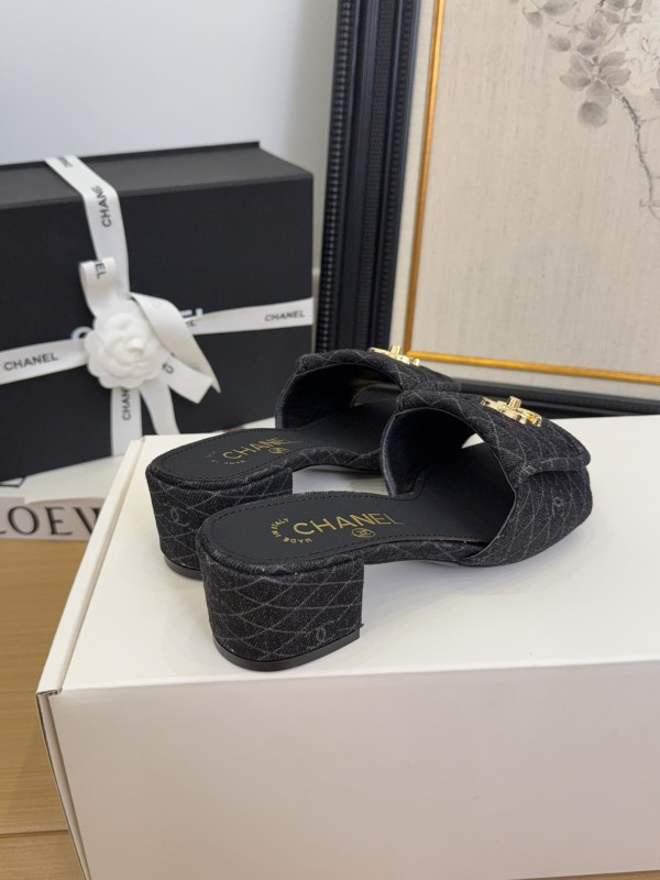 CL SANDALS