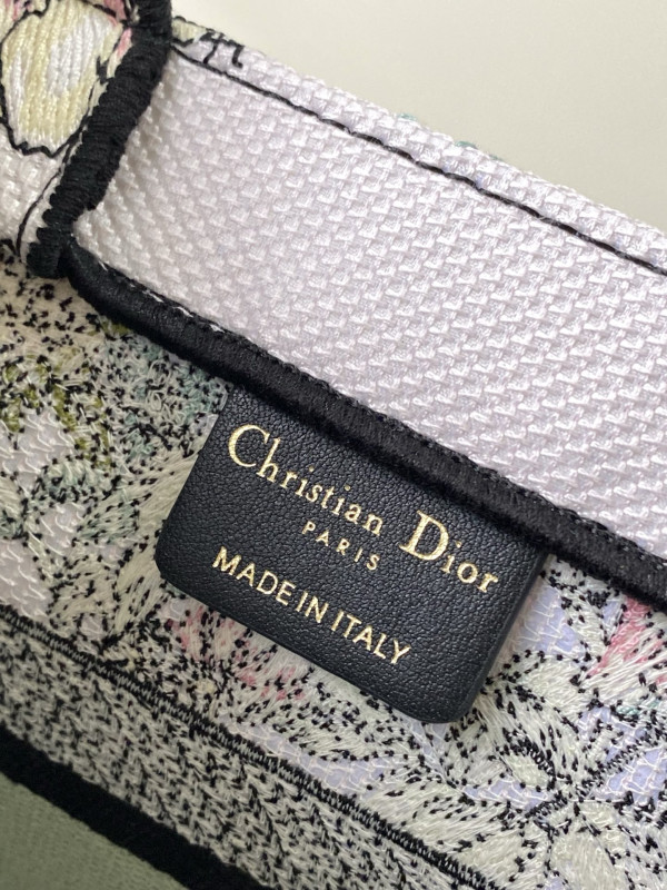 SMALL DIRO BOOK TOTE-26CM