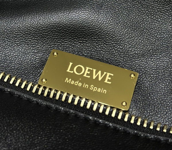 Lowee Small Puzzle Bag-24*16*10.5cm