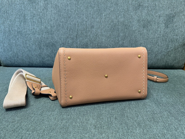 Valentino Garavani Alltime Medium Handbag - 26*21*17CM