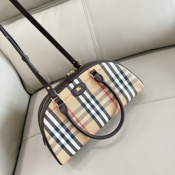 B**rry highlands bowling bag​ - 33.5*12.5*17cm