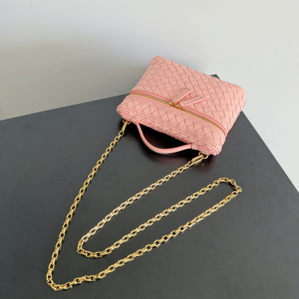 bo*te*ga Ve*ne*ta small soft vanity - 19*14*3cm